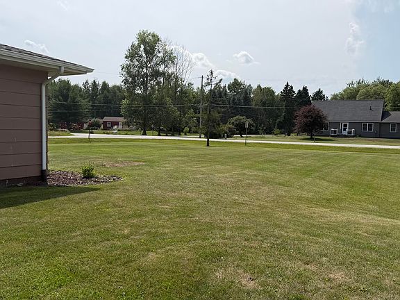 4th image of 4531 E Five Mile Rd