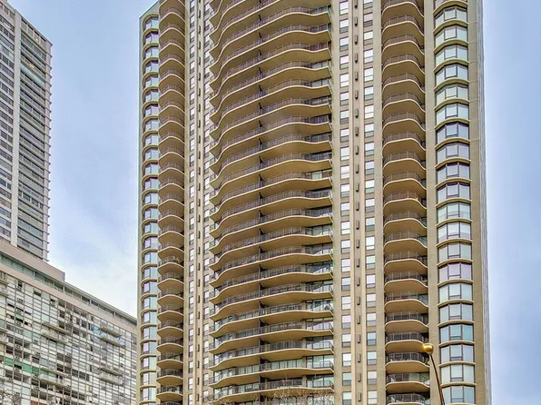 1040 N Lake Shore Dr APT 12B, Chicago, IL 60611