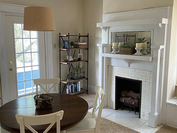 2nd image of 3565 Vista Ave #2