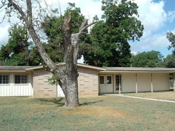 1408 Hill St, Bastrop, TX 78602
