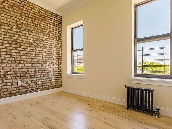 3rd image of 946 Bushwick Ave #404