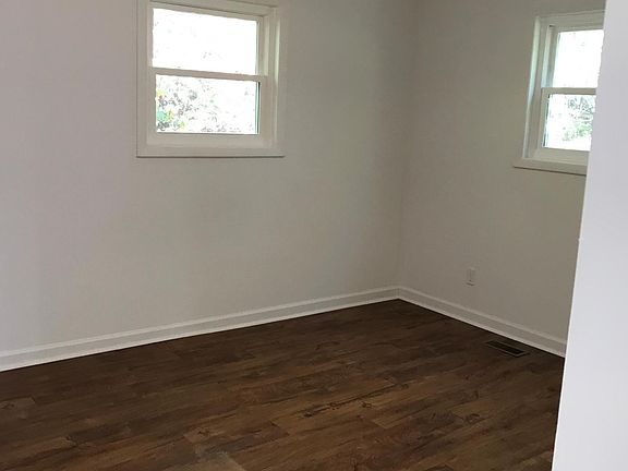 2nd image of 4110 University Dr #A & B