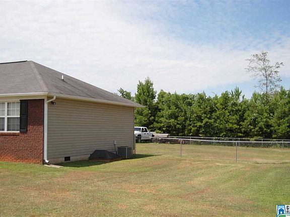 4th image of 499 Bailey Rd