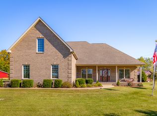 9568 W 300 S, Columbus, IN 47201