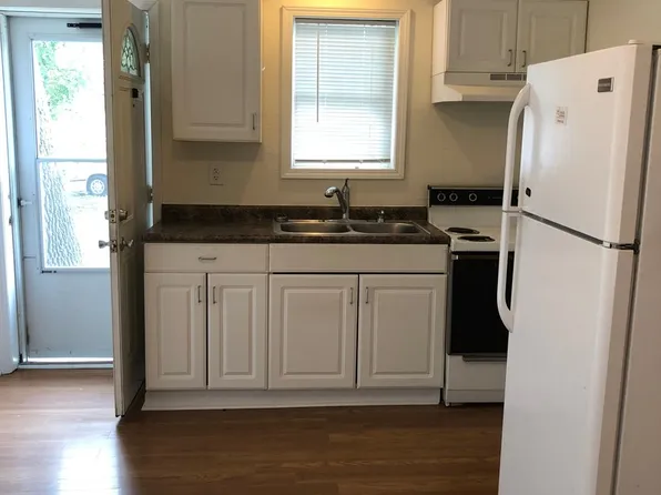 3611 Bishop, 3611 Bishop Rd APT 5, Saint Joseph, MO 64505