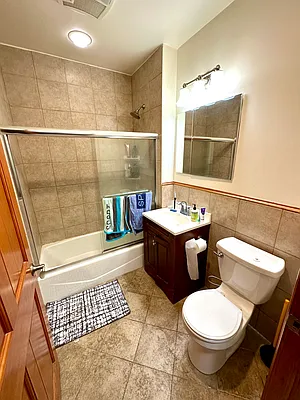 Rented by OvCo Realty | media 40