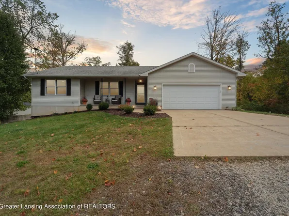 545 S Stine Rd, Charlotte, MI 48813