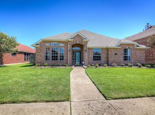 7406 Euclid Dr, Rowlett, TX 75089