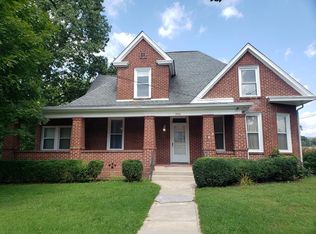 513 E Main St, Marion, VA 24354
