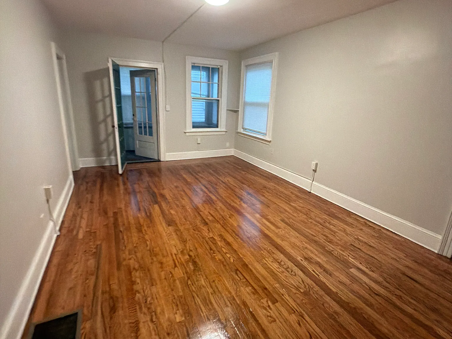2 bed, 1200 sqft, $1,895 — Photo 3