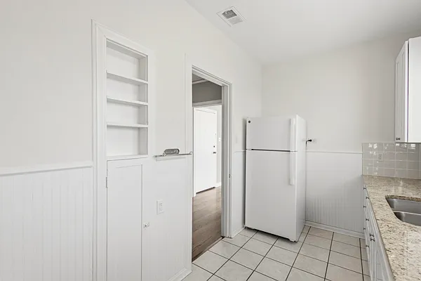6241 Richmond Ave #2 — Photo 9