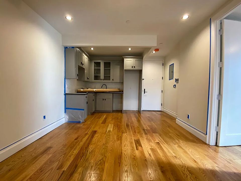 1st image of 232 Tompkins Ave #3F