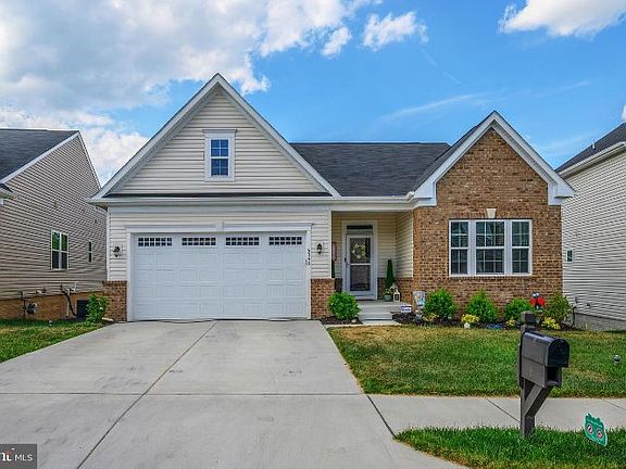3rd image of 5345 Holley Oak Ln