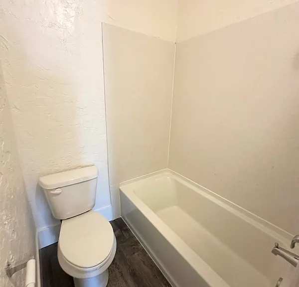 3062 Adams Ave — Photo 4