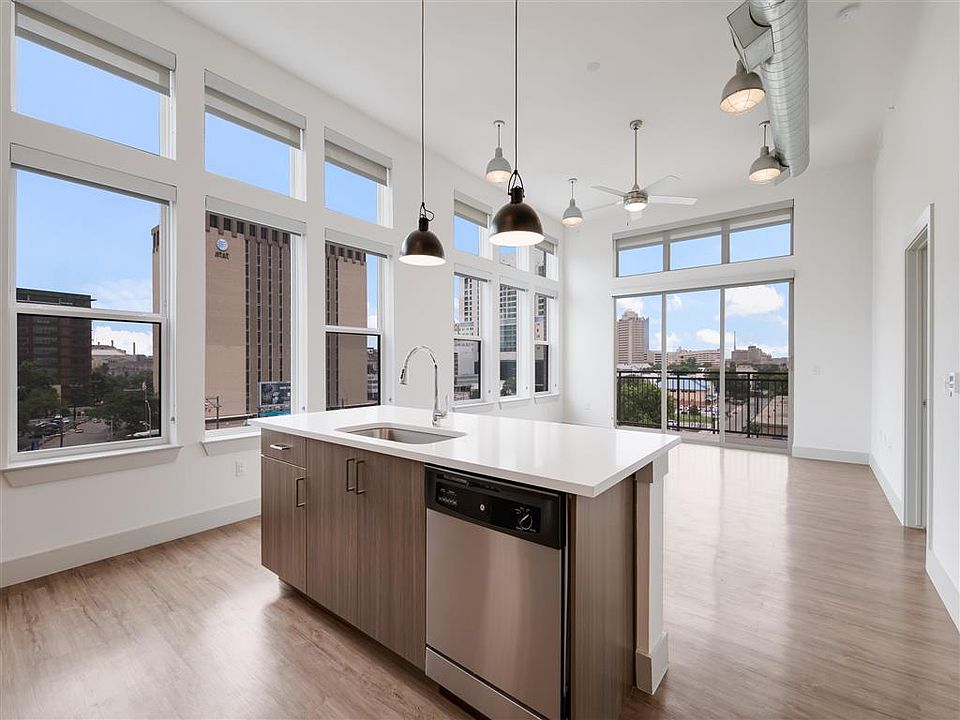 1st image of 714 McCullough Ave #452