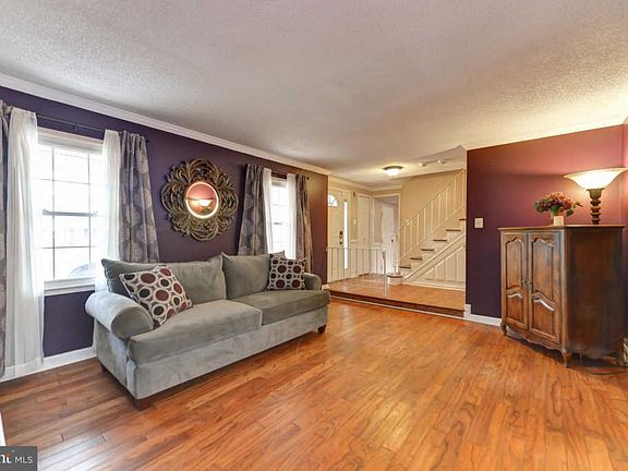 5th image of 9124 Old Burton Cir