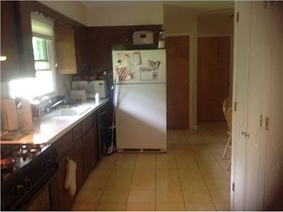 5th image of 134 Linden Dr