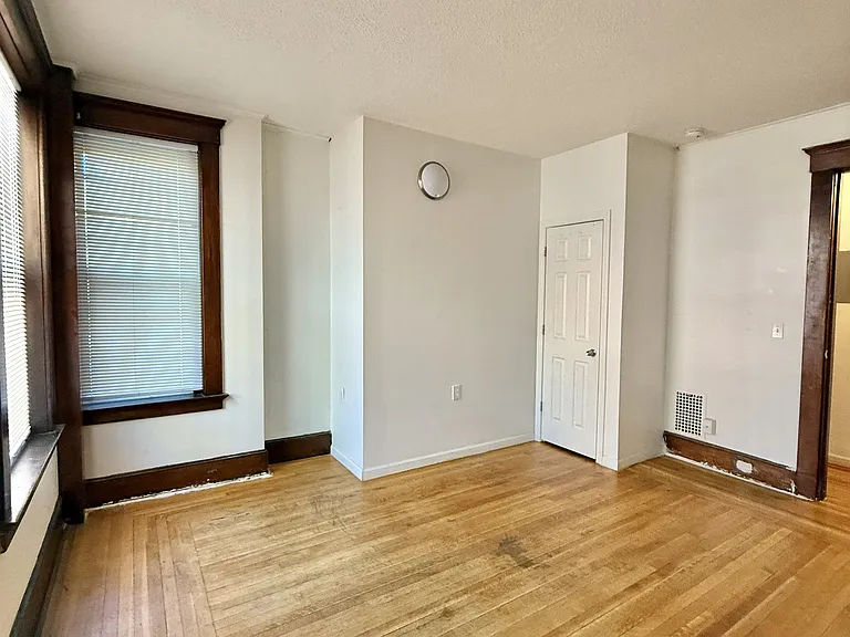 322 Edgewood Ave #2B — Photo 6