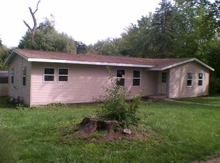 1109 Barberry Ln, Round Lake Beach, IL 60073