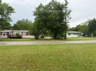 112 SE Front St #A, Leonard, TX 75452