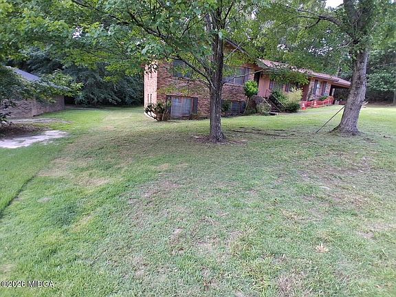 2nd image of 3480 Chestley Dr