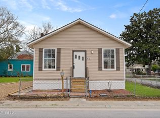 412 Fayard St, Biloxi, MS 39530