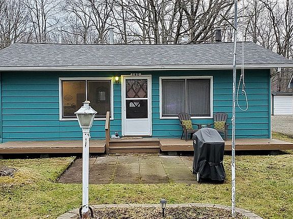 2nd image of 180 Coney Ave