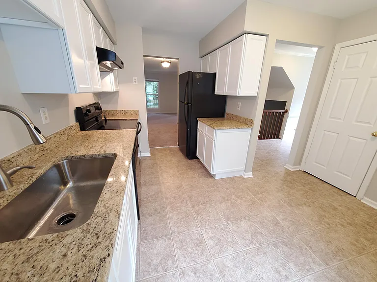 15582 Northgate Dr — Photo 14