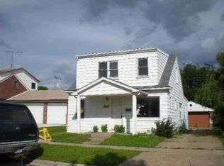 18316 Ruth St, Melvindale, MI 48122