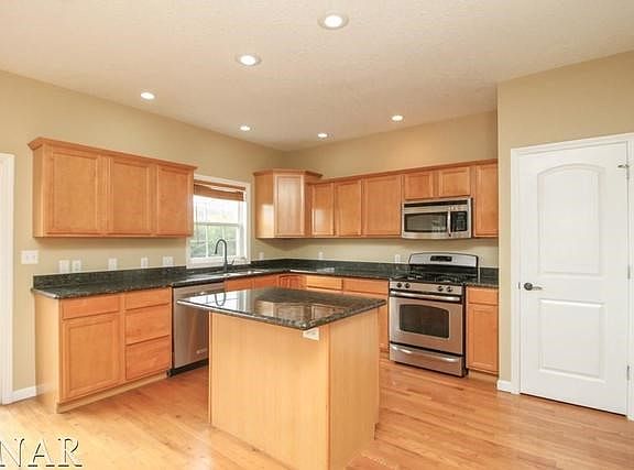 5th image of 3601 Pamela Dr
