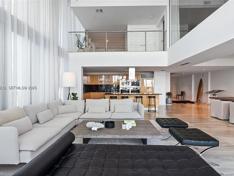 6899 Collins Ave #202 — Photo 4