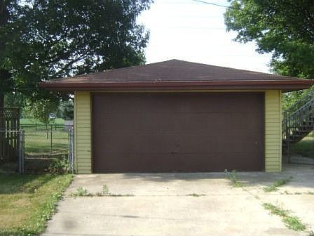 2nd image of 3003 Vienna Rd