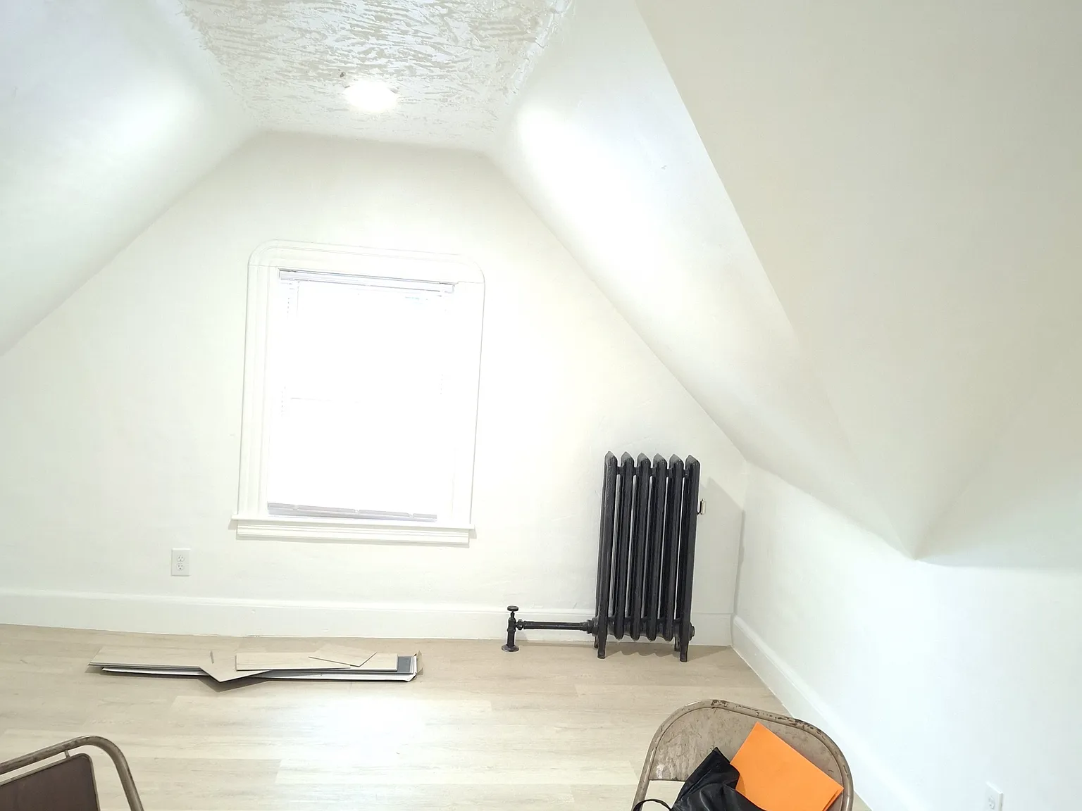 1 bed, 850 sqft, $1,500 — Photo 3