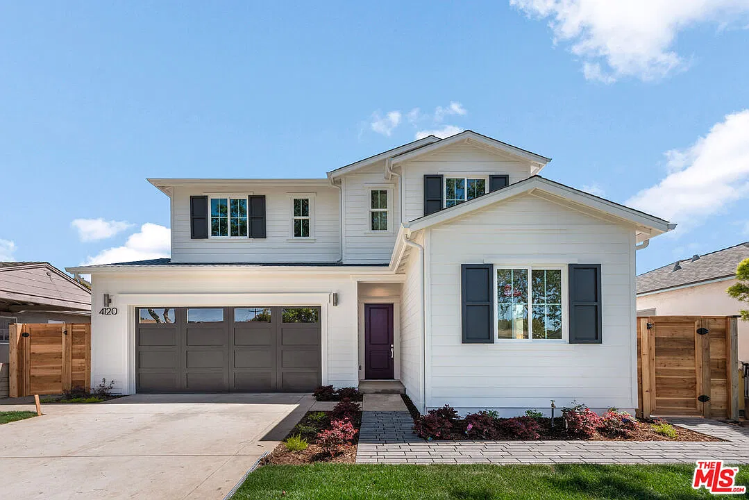 4 bed, 3.5 bath, 2287 sqft, $9,950 — Photo 1