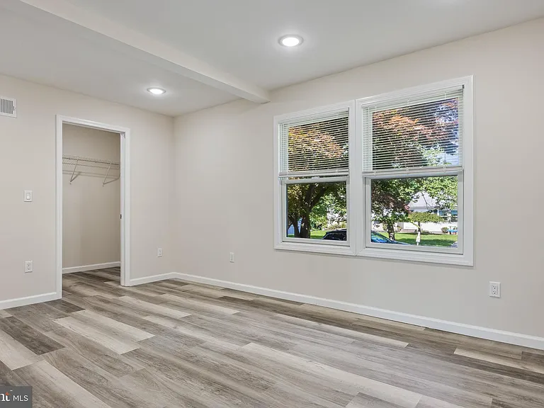 55 Shawnee Ave — Photo 15