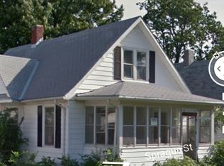 1720 Sprague St, Omaha, NE 68110