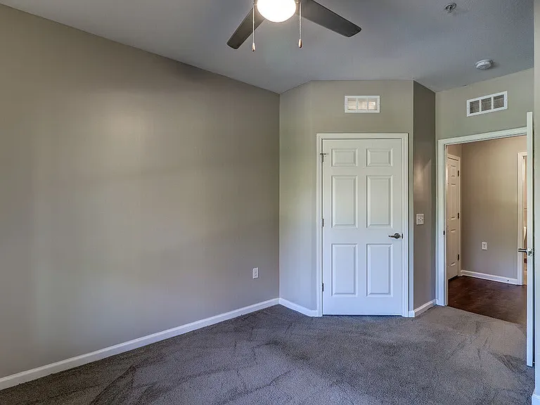 Silver Lakes — Photo 16