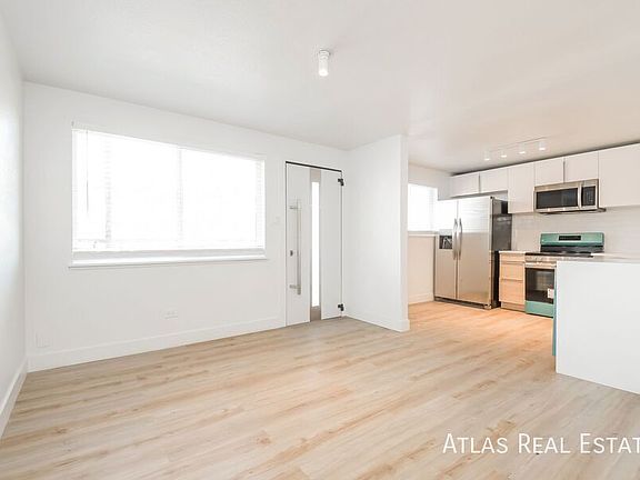 2nd image of 2560 N Ogden St APT 11