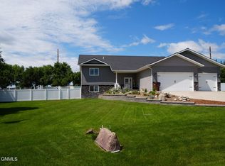 4848 85th Hwy LOT 111, Williston, ND 58801