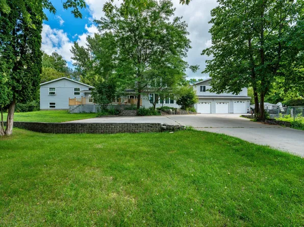 1225 Mount Faith Ave, Fergus Falls, MN 56537