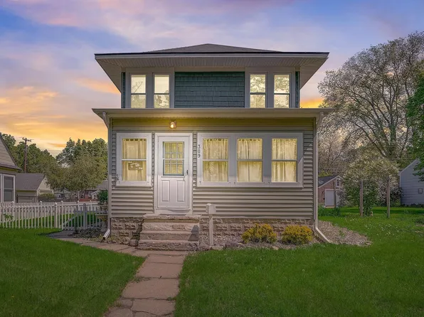 309 1st St W, Jordan, MN 55352