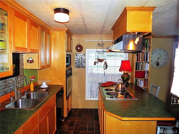 5th image of 5900 64th St NE Unit 171