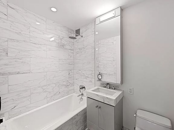5th image of 460 W 42nd St APT 54C