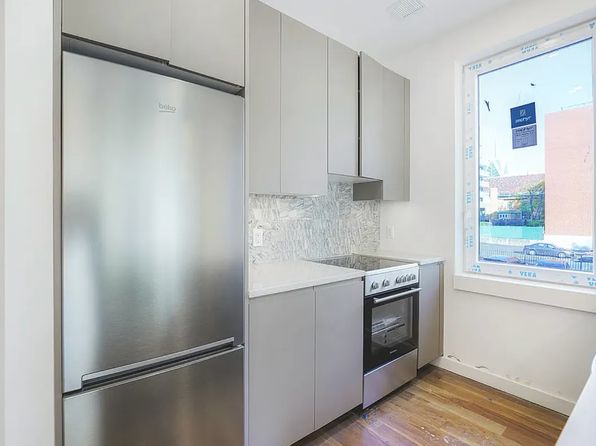 138-25 Barclay Ave #501
