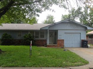 1421 W Thompson Ave, Enid, OK 73703