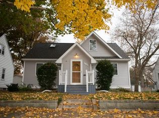 2127 W 3rd St, Waterloo, IA 50701