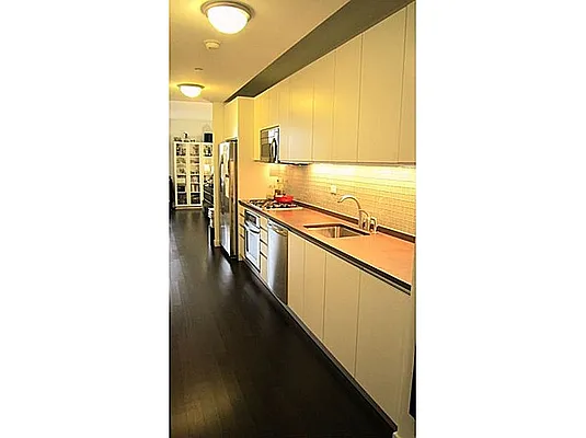 Sold by Town and Hudson | media 2