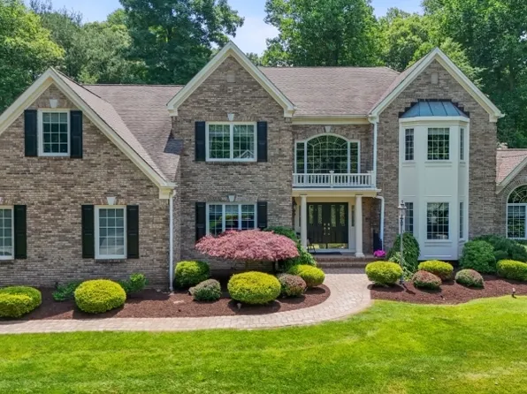 3 Dorchester Dr, Denville Twp., NJ 07834