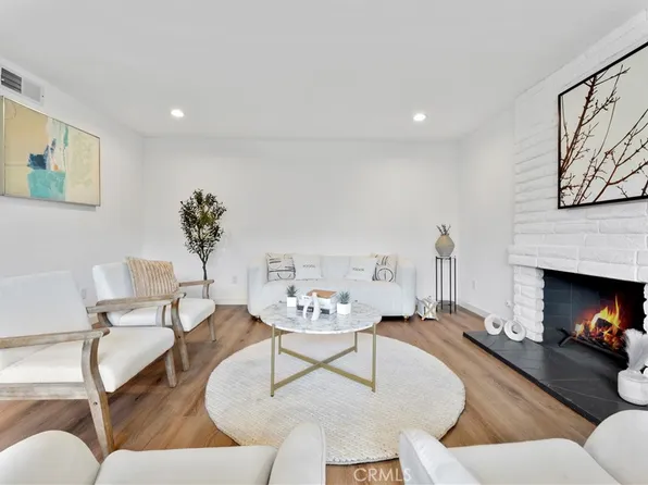 12700 Newport Ave APT 16, Tustin, CA 92780