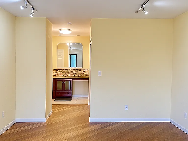 800 Sea Spray Ln #112 — Photo 11